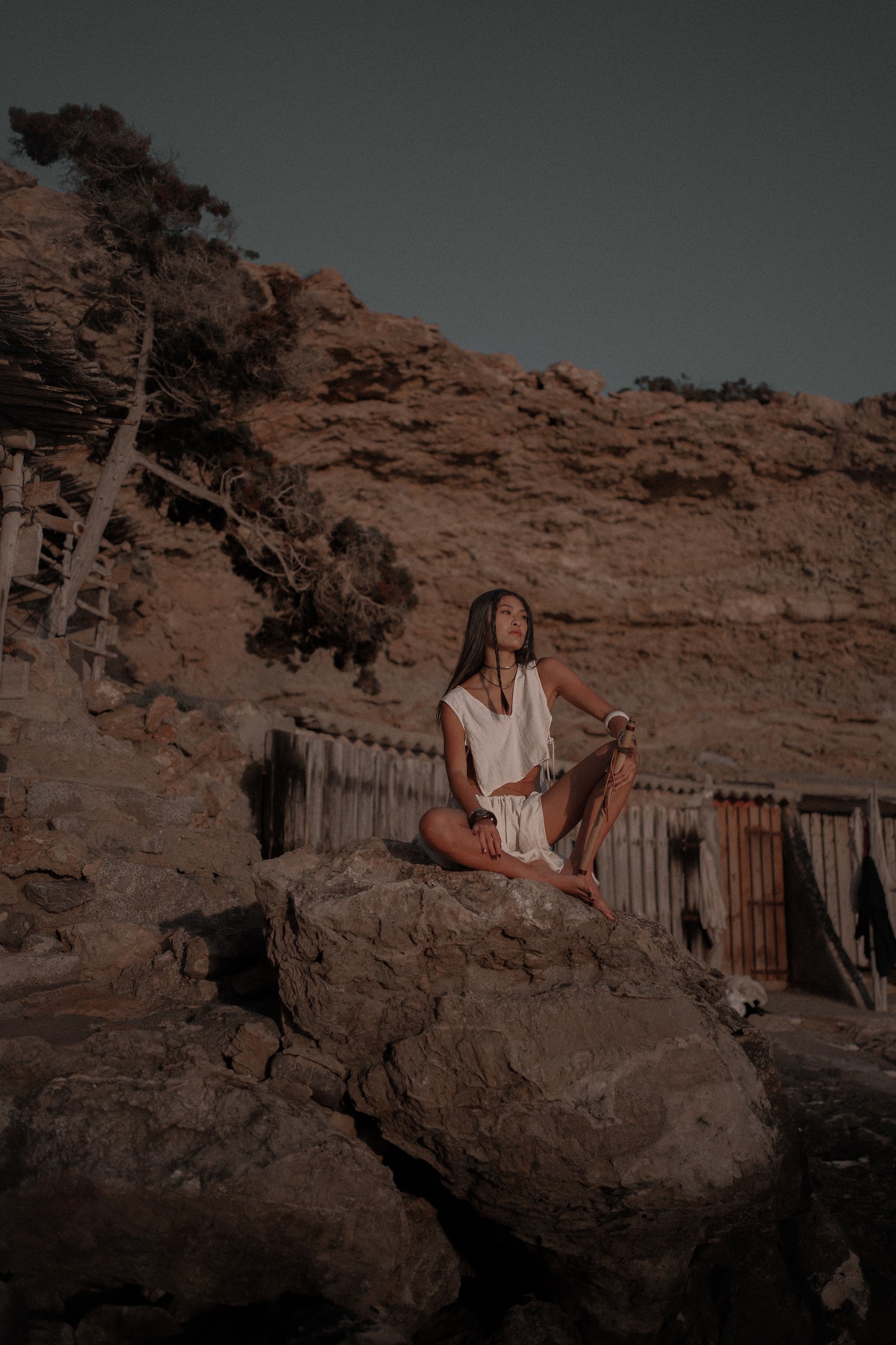 Elegant VIENTO resort wear set designed for warm summer days and evenings
