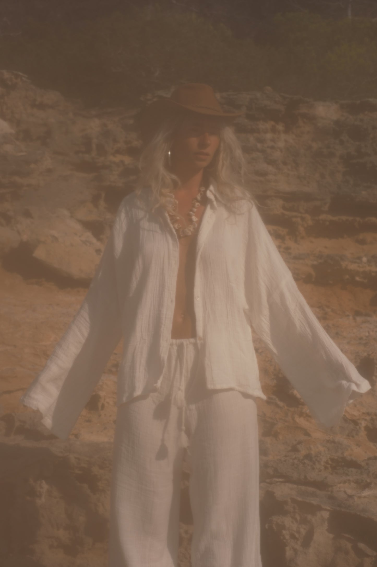 Relaxed wide-leg trouser and long sleeve shirt set for summer styling